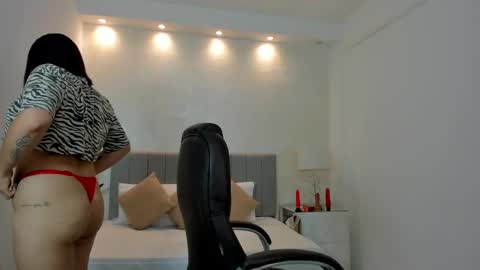kendall_roous online show from October 14, 7:36 pm