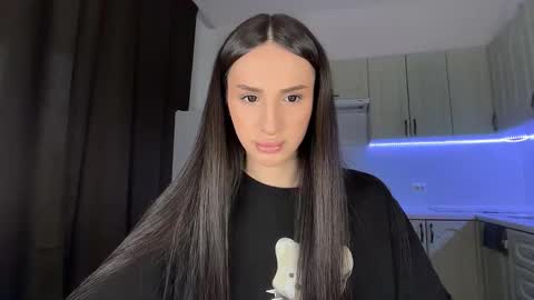 Kim Oberlin online show from February 28, 1:07 pm