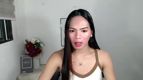 kissykittenx_ online show from April 25, 4:05 am