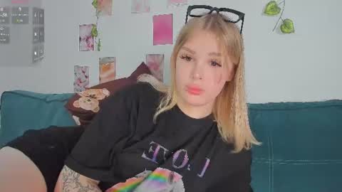 Kristina3 online show from June 16, 12:29 pm