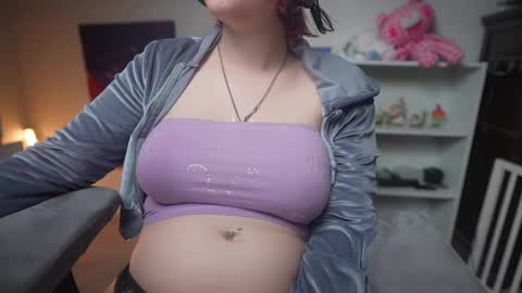 Snapshot of krystalsyxx chatting on February 19, 3:06 am Krystal Syx online show from February 19, 3:06 am