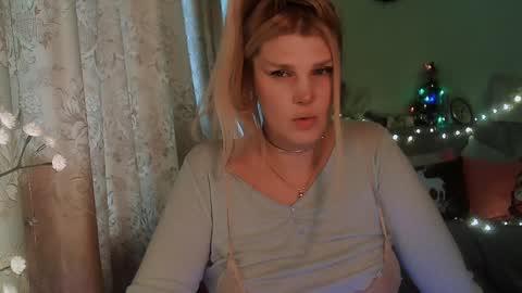 Annika  MTF ts post -op online show from December 12, 10:34 am