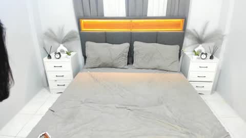 kylie_cums online show from November 8, 6:19 pm