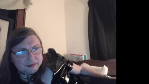 Snapshot of lady_delilah_ts chatting on January 15, 3:33 am Delilah-Catherine online show from January 15, 3:33 am