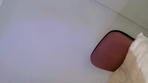 Ella online show from December 23, 10:01 pm