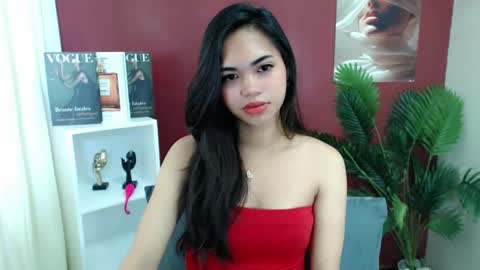 laire online show from February 3, 8:03 pm