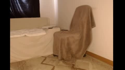 LalaMy online show from April 16, 1:44 pm