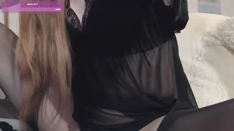 Snapshot of lexie_r chatting on February 28, 12:20 pm Lexie  online show from February 28, 12:20 pm