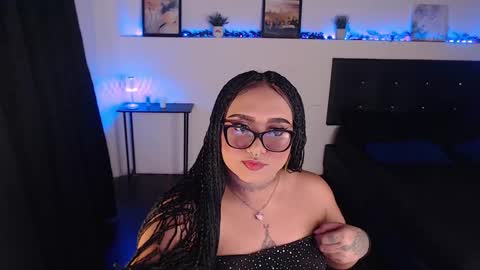 Snapshot of liascarlett chatting on January 4, 5:58 am LiaScarlett online show from January 4, 5:58 am