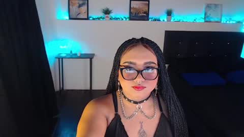 Snapshot of liascarlett chatting on January 6, 4:58 am LiaScarlett online show from January 6, 4:58 am