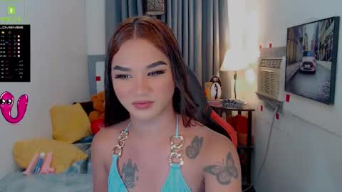 LILY online show from December 27, 11:28 am