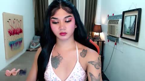 LILY online show from October 2, 4:07 pm