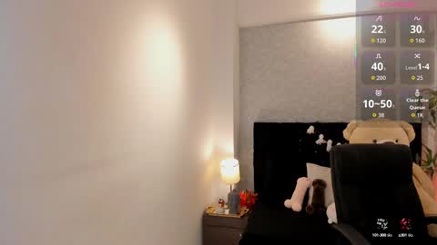 lily_cash1 online show from October 1, 9:48 pm