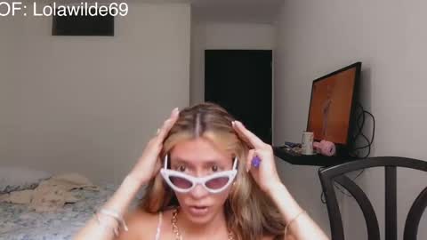 Lolita Wildes Back  online show from January 5, 5:51 pm