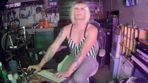 longbeachcd69 online show from July 7, 9:46 am