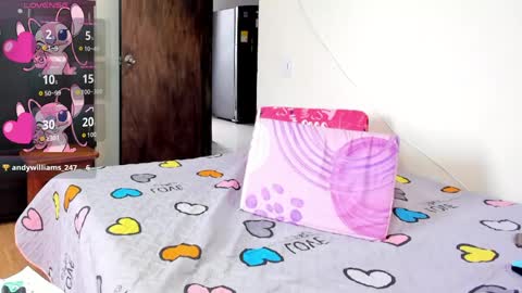 Mi lu online show from April 15, 2:11 pm