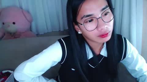 lovelymae18 online show from December 2, 11:46 pm