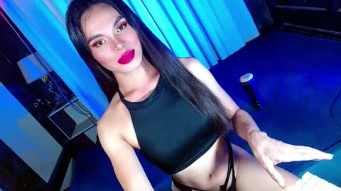 lovelymiss_shyna11 online show from February 22, 8:40 am