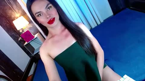 lovelymiss_shyna11 online show from March 5, 1:38 am