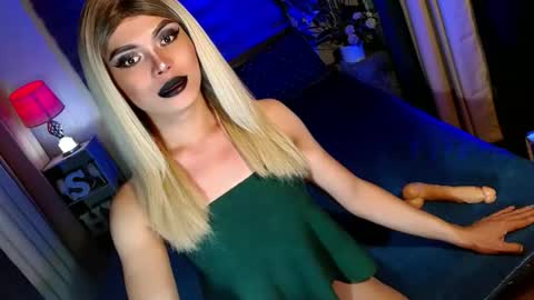 lovelymiss_shyna11 online show from October 1, 10:16 am