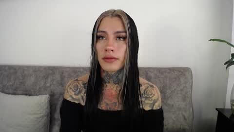 luciiana online show from March 10, 2:53 pm