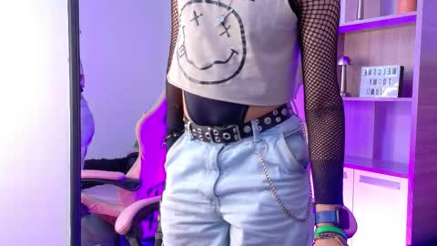 Cookie  online show from December 5, 2:56 pm