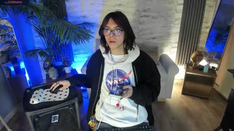 Cookie  online show from March 21, 5:53 am