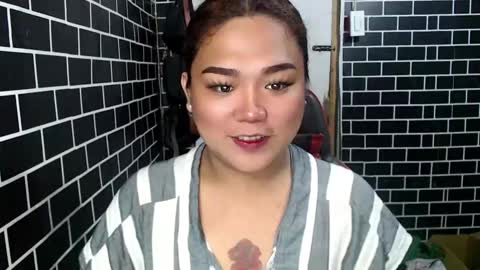 Kitty 3 online show from January 27, 1:09 pm