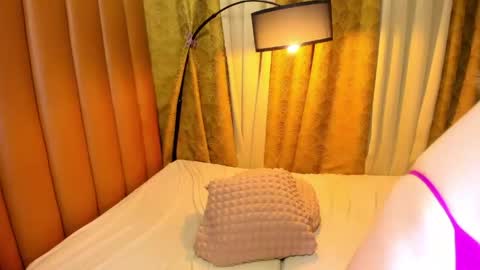 lustfulkatrina online show from April 15, 9:14 am