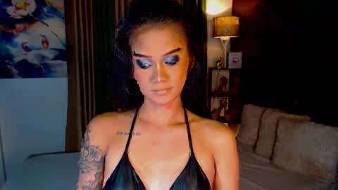 AdriannaFowks online show from January 11, 3:02 am