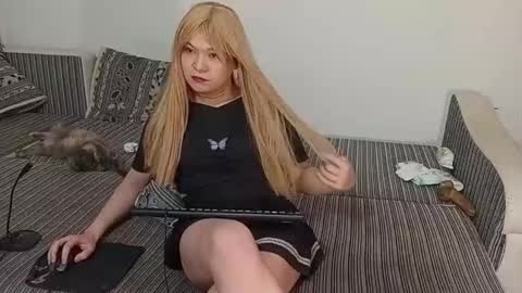 LuxMelys online show from November 30, 11:51 pm