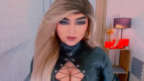 Sasha Blaire online show from November 6, 12:43 am