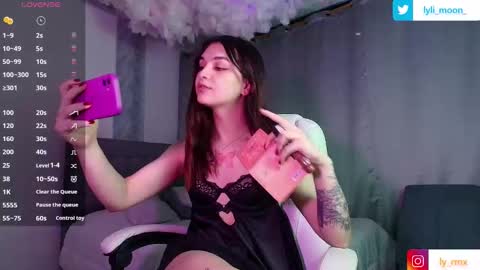 Littl online show from November 1, 3:15 am