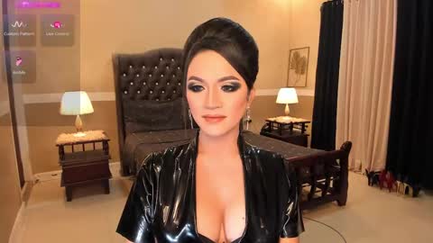 Alison Kloss online show from December 3, 11:18 pm