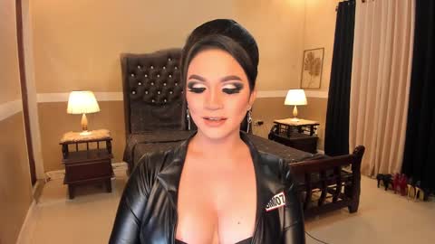 Alison Kloss online show from March 8, 12:03 am