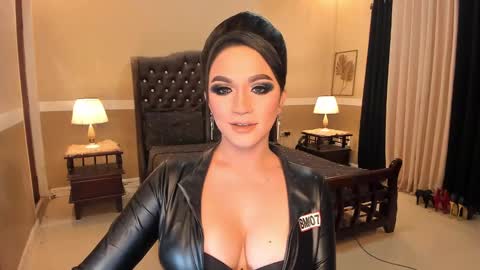 Alison Kloss online show from March 10, 11:49 pm