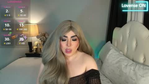 majestydannaxx online show from March 28, 2:24 am