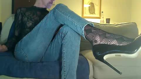 Sissy in stockings online show from January 5, 5:41 pm