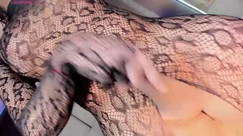 manellyksparklee online show from November 15, 1:31 pm