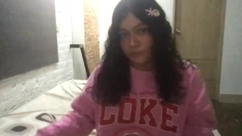 Snapshot of mariabril77 chatting on January 18, 12:06 am Call me Mara  online show from January 18, 12:06 am