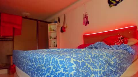 Nathaly online show from February 9, 9:21 pm