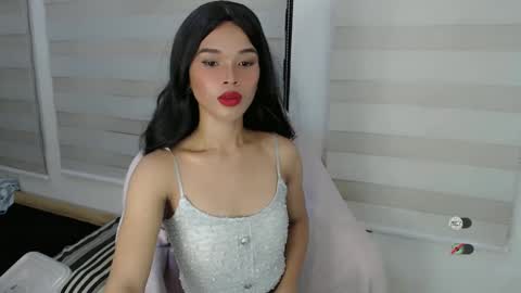 Freya online show from February 5, 12:27 pm