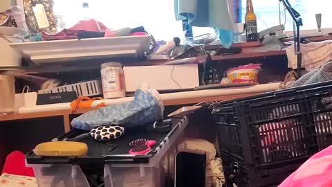 gurlnips online show from January 6, 11:42 pm