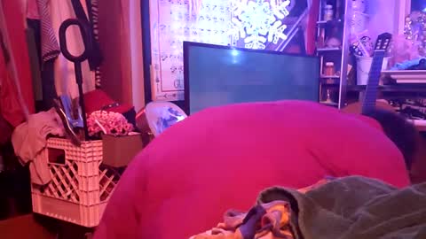 gurlnips online show from January 16, 1:48 am