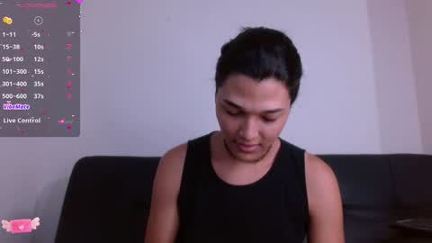 Mia online show from January 25, 11:24 am