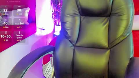 Mia Connor online show from February 2, 8:19 pm