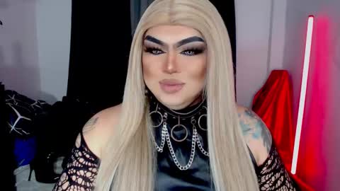 Michelle online show from December 5, 6:58 pm