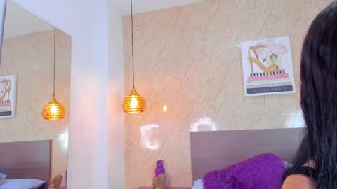 Miia online show from April 7, 12:17 pm