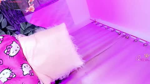   online show from February 4, 6:07 am