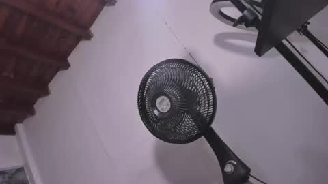 miss_khalifadoll online show from April 5, 12:52 am